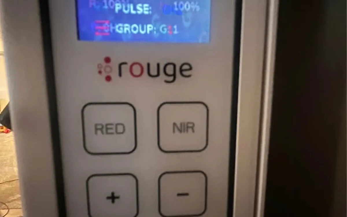 Rouge Pro G4 Review: 8-Wavelength Clinical Architecture & Performance