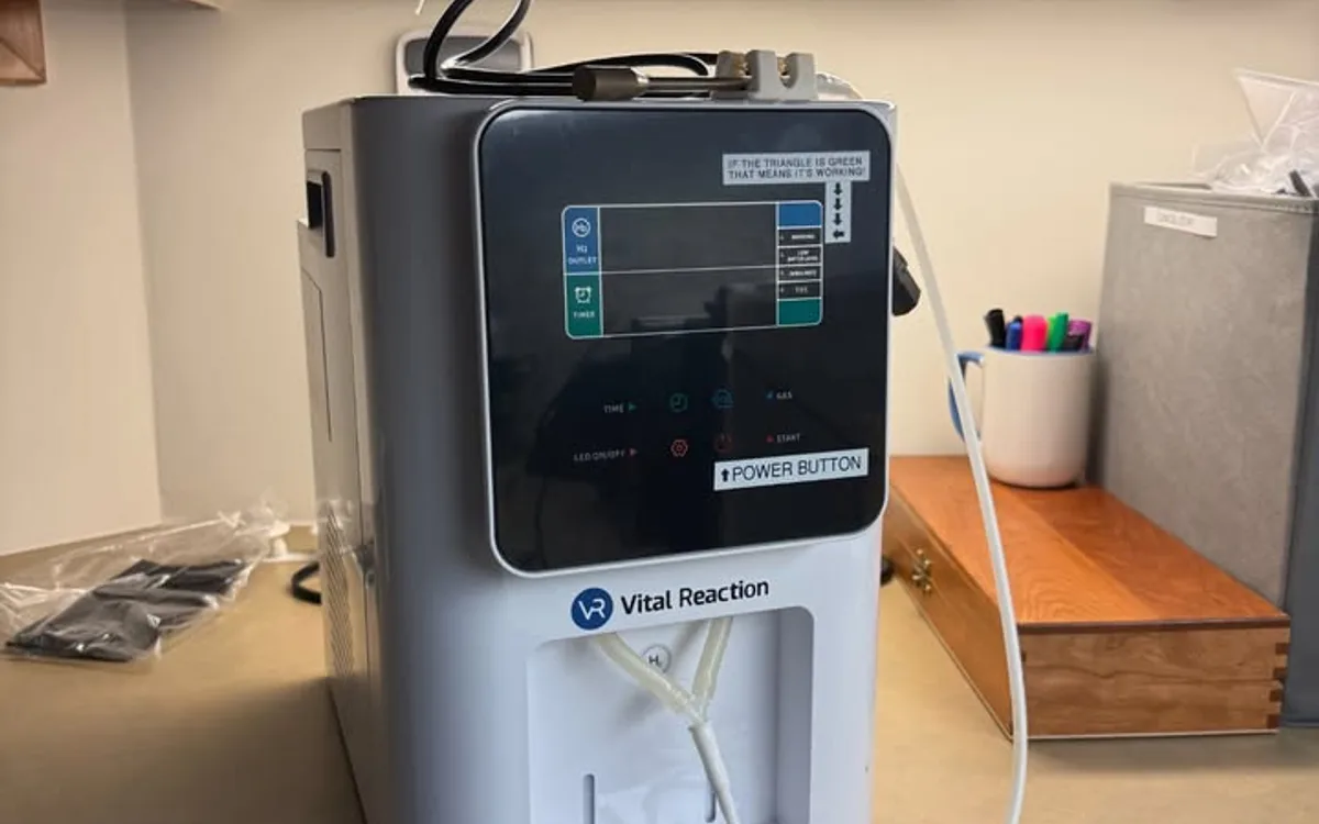 Vital Reaction Hydrogen Inhaler vs. Lourdes Hydrofix: A Clinical Review